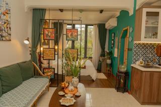 Amazing View, Natural View, 3' To Hoan Kiem Lake, Free Wifi, Netflix, 2 Beds, 1 Toilet-2 Showers - 1