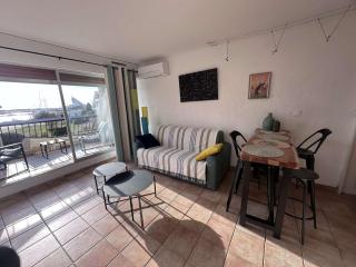 Studio moderne avec climatisation et parking proche plage - FR-1-731-132 - Le Grau-du-Roi - 3