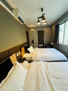 e-hostel 心斎橋 双床房 - 6