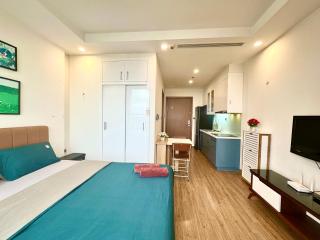 Delux Studio Near Keangnam In City Centre - 1