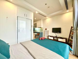 Delux Studio Near Keangnam In City Centre - Hanoi - 1