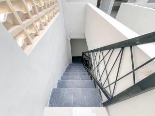 RedDoorz Syariah near Alun-Alun Tanjunganom Nganjuk - - 1
