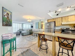 Ideal Family Friendly Beach Vacay Beachfront & Steps to Flagler Ave - New Smyrna Beach - 9