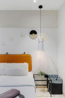 Aleo 1BHK Bandra W by The Bombay Home Company - Bombay - 3
