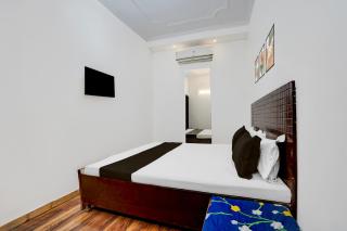 Hotel O The Aura Vibes - Zirakpur - 0