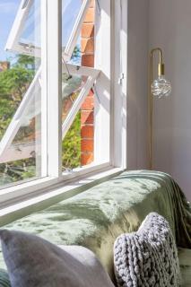 The Sunlit Fern - Minutes from Dining & Coastline - Sydney - 4