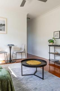 The Sunlit Fern - Minutes from Dining & Coastline - Sydney - 3