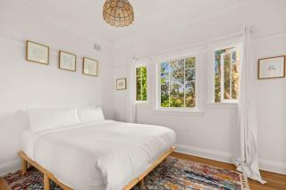 'Haus of Art' Mid-Century Modern by Coogee Beach - Sydney - 8