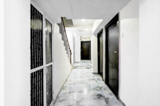 Super Collection O Goregaon Near Film City formerly Cupid - Mumbai - 5