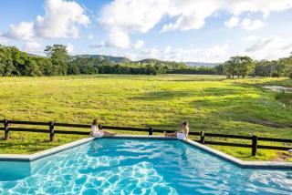 Paddock View Ranch In The Sunshine Coast Countryside - - 4