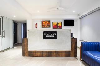 Super Townhouse Central Bazar Road Ramdaspeth - Nagpur - 7