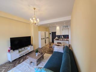 Warm flat in premium building in premium district - Baku - 6