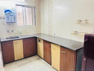 Girls Hostelwala paying guest - Vadodara - 5