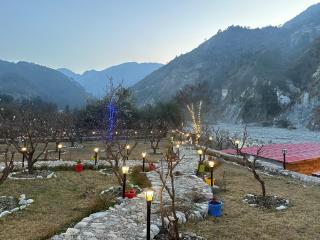Cabana Riverside Resort - Kainchi Dham - Nainital - 7