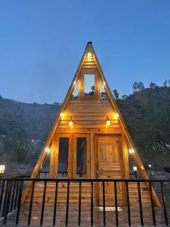 Cabana Riverside Resort - Kainchi Dham - Nainital - 4