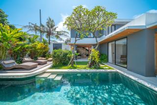 Villa Arunika - Stylish tropical 2BR Villa close to Nyanyi beach! - 9