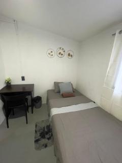 A 2-BR house in General Luna with Fast WiFi - Catangnan - 8