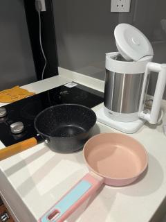 2 Room Twenty Five The Amber - 2