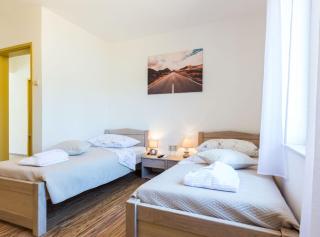 Charming and Comfortable Rooms Zadar City - Zadar - 9