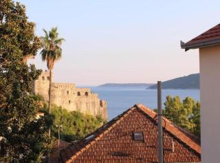 City & Sea Escape – A Perfect Stay in Herceg Novi - Herceg-Novi - 6