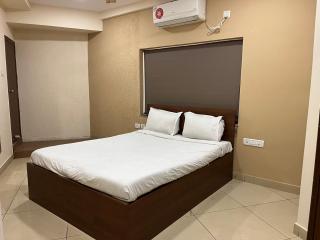 Comfort Stays Express Kolkata airport - - 7