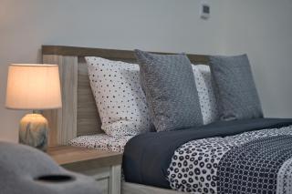 Luxury Studio with Marina View Al Hamra Village - Ra’s al-Chaima - 1