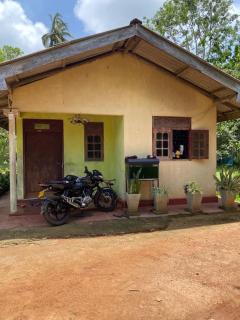 Madhu Villa - Massalapitiya - 0