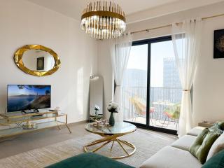 Stylish 1BR Apt in Prime Dubai Hills - Dubai - 6