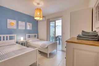 Modern 2 Bedroom Sliema Apt with Parking & close to the Sea - Sliema - 5