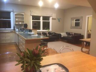Cashmere Boutique Abode - whole house - Christchurch - 9