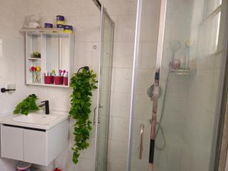 Rwandan Cozy Spot - 1