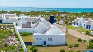 Salt and Serenity Seaside Cottage - Langezandt - 7