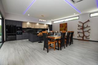 Stunning 4 bedrooms pool villa at Rawai kokmakham 2 - Rawai Beach - 9