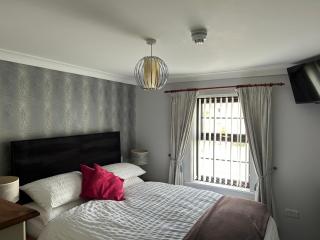 Flambards Hotel - Cardigan - 6