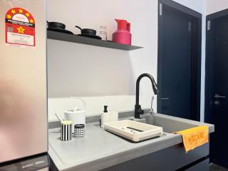Weekly Monthly Stay - Subang Jaya Edumetro SEGI Subiaco - Subang Jaya - 4