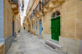 Traditional Maltese Townhouse, Roof Terrace and Views - Senglea - 3