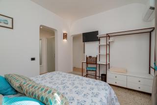 Sorella Luna Room Boutique, Centro di Olbia - Olbia - 9
