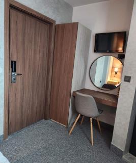 Jorela Family Hotel - Ruse - 3