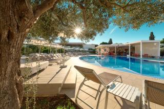 Pharos Hvar Bayhill Hotel - Hvar - 9