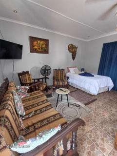 GAV'Z Guesthouse - Richardsbaai - 8