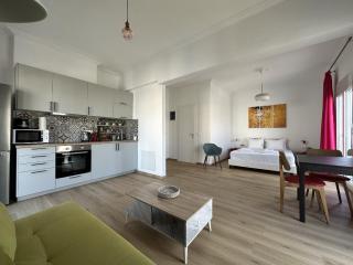 6th Floor Skyline View Studio 1 in Athens - Atene - 0