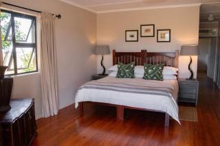 The Ranch House at African Safari Lodge - Grahamstown - 3