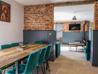 Threshers Barn - Oswestry - 3