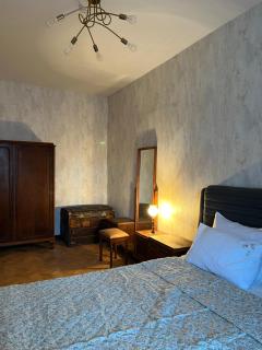 Authentic Old flat in Tbilisi - Tbilisi - 4