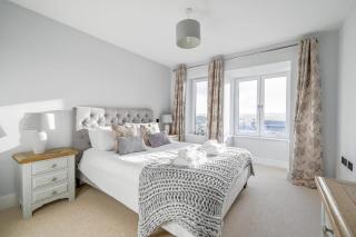 Luxury 3-Bed house, Beach 300m, Sleeps 6, Parking - Newquay - 0
