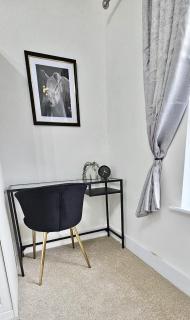 Spacious 3-bed in Bedford-great for work or leisure - Bedford - 2