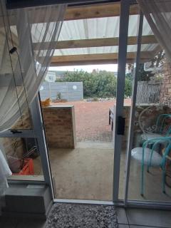 Petite Selfcatering Accommodation Struisbaai SA - Struisbaai - 4