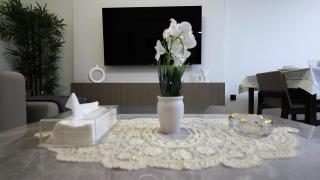 2 Bedroom Elegant Apartment in Dubailand - 5