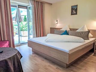 Apartment Rosa-3 by Interhome - 1