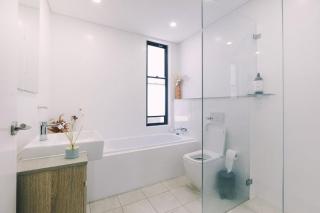 ‘The Lumos’ Designer home Close to Olympic Park - Sydney - 8